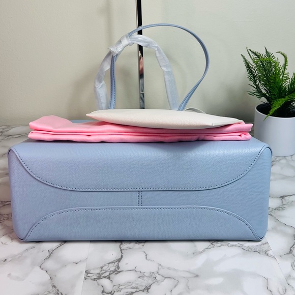 Kate Spade All Day Tote - Picture 3 of 14